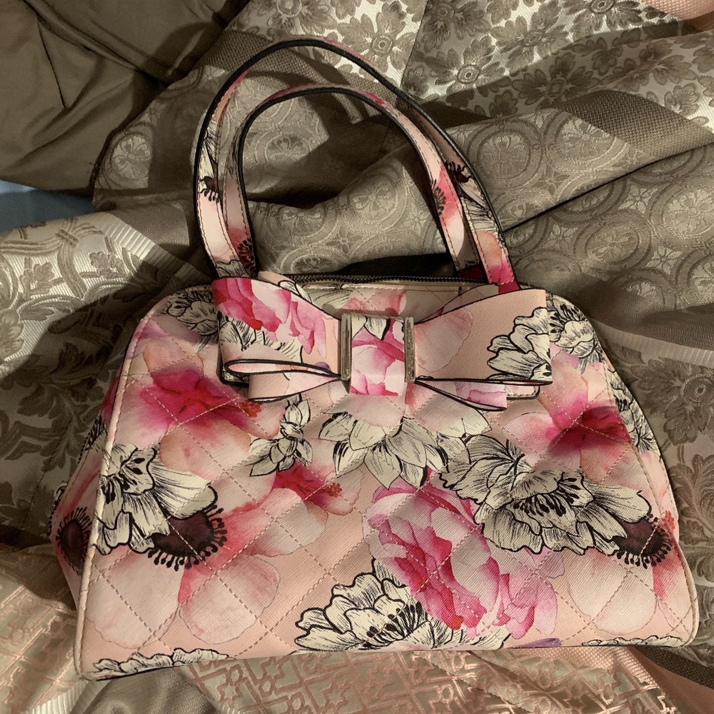 Betsey Johnson crossbody / handbag super cute